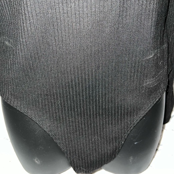 ASTR The Label Brand New Long Sleeve Cutout Choker Bodysuit in Black - Picture 4 of 16
